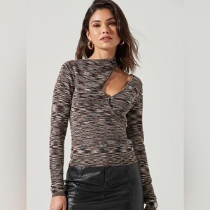 ASTR THE LABEL - ISSA SHOULDER CUTOUT SWEATER